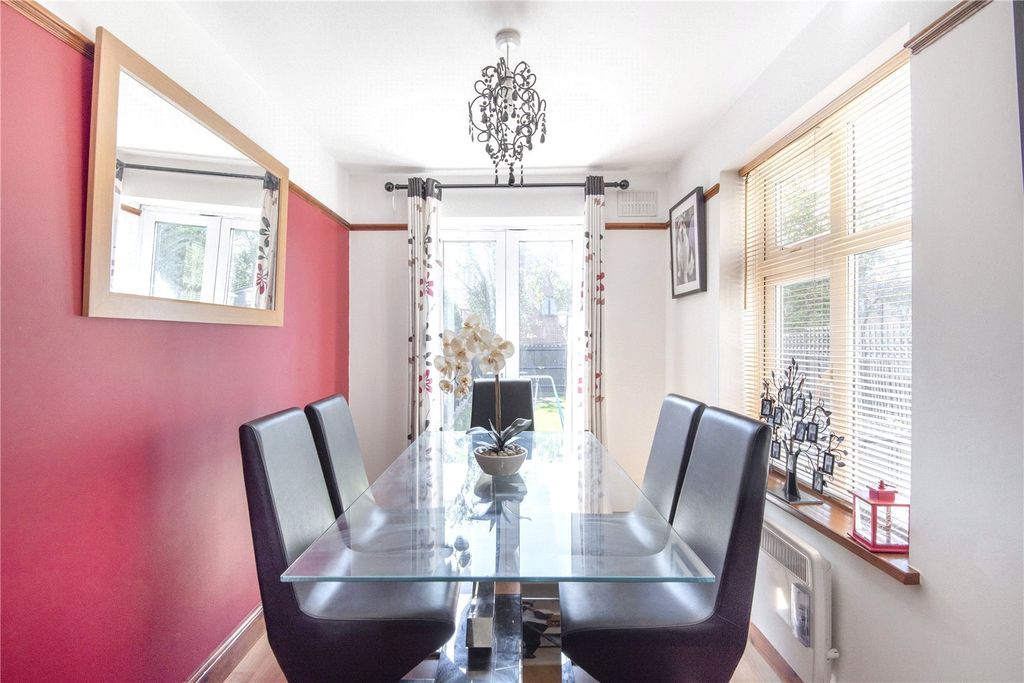 Property photo 3 of 14 Picture No. 24