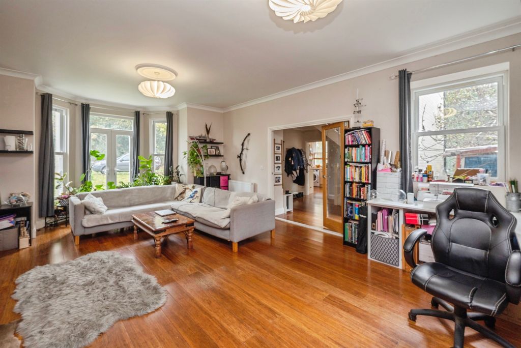 Property photo 3 of 16