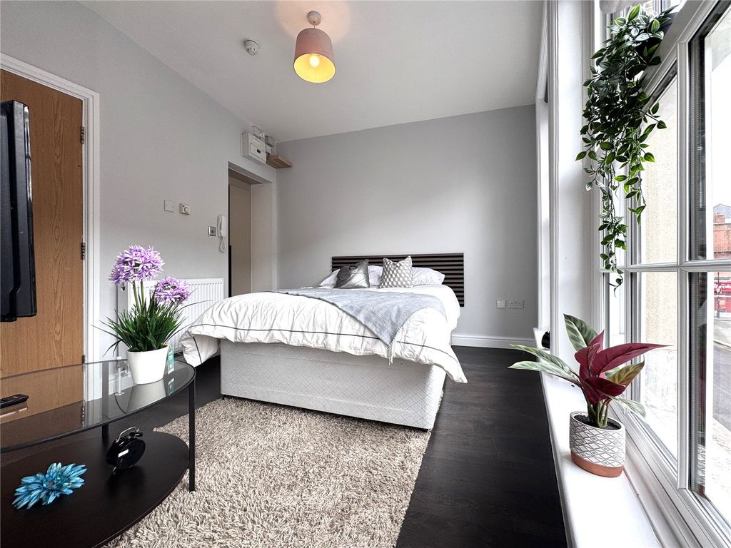 Property photo 2 of 7 Picture No. 06