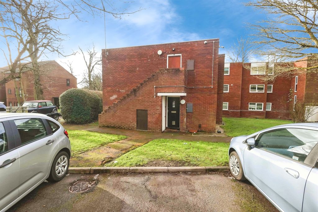 Property photo 2 of 15