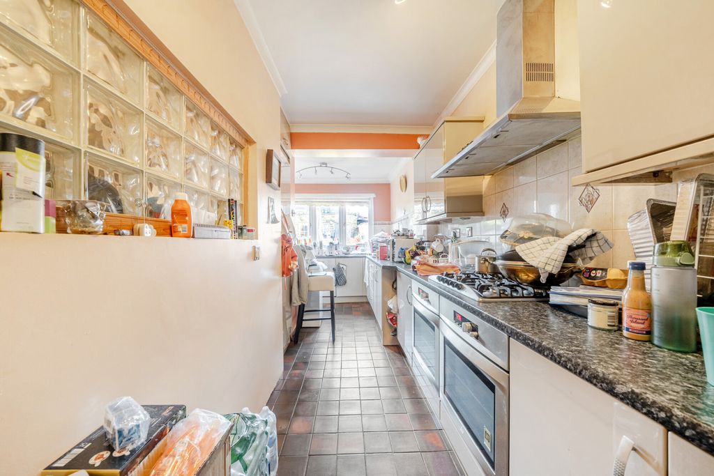 Property photo 3 of 11 1451286-10-69F386...