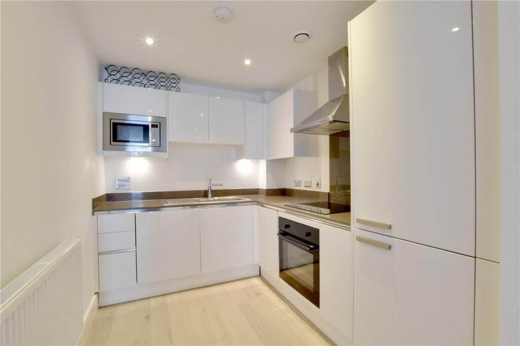 Property photo 2 of 11