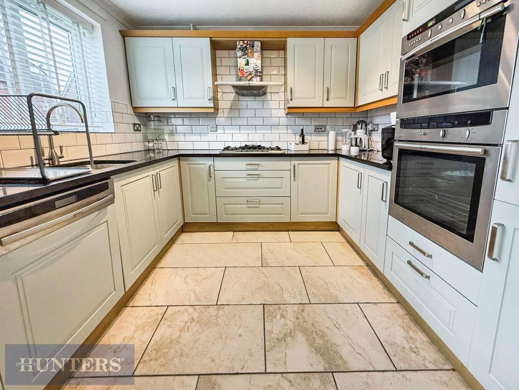 Property photo 3 of 25 Tlc_6504Ef5d-0E90-49B1-8d30-Ca7B251457A7_Bde7F64.J