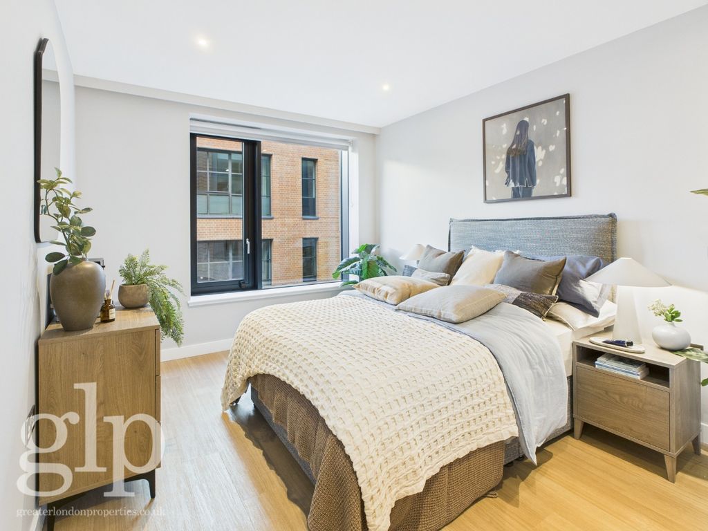 Property photo 3 of 11 4648536