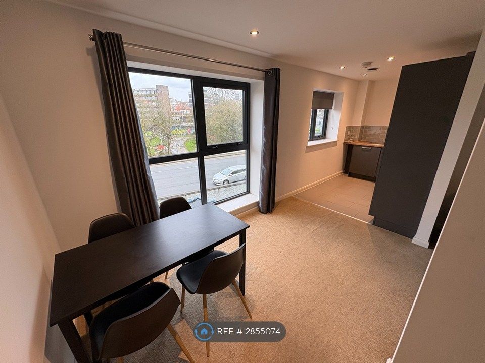 Property photo 2 of 9 Dining Area