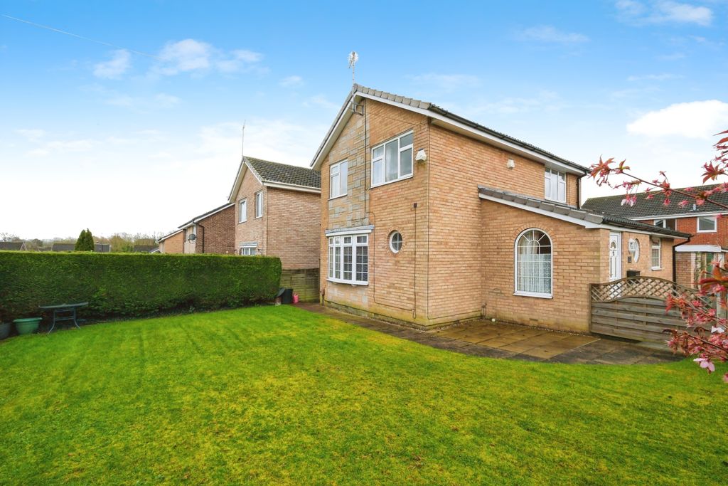 Property photo 2 of 15