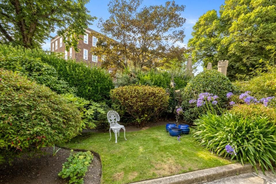 Property photo 2 of 15 Wykeham Terrace, 5, Lgf-018 (Custom).Jpg