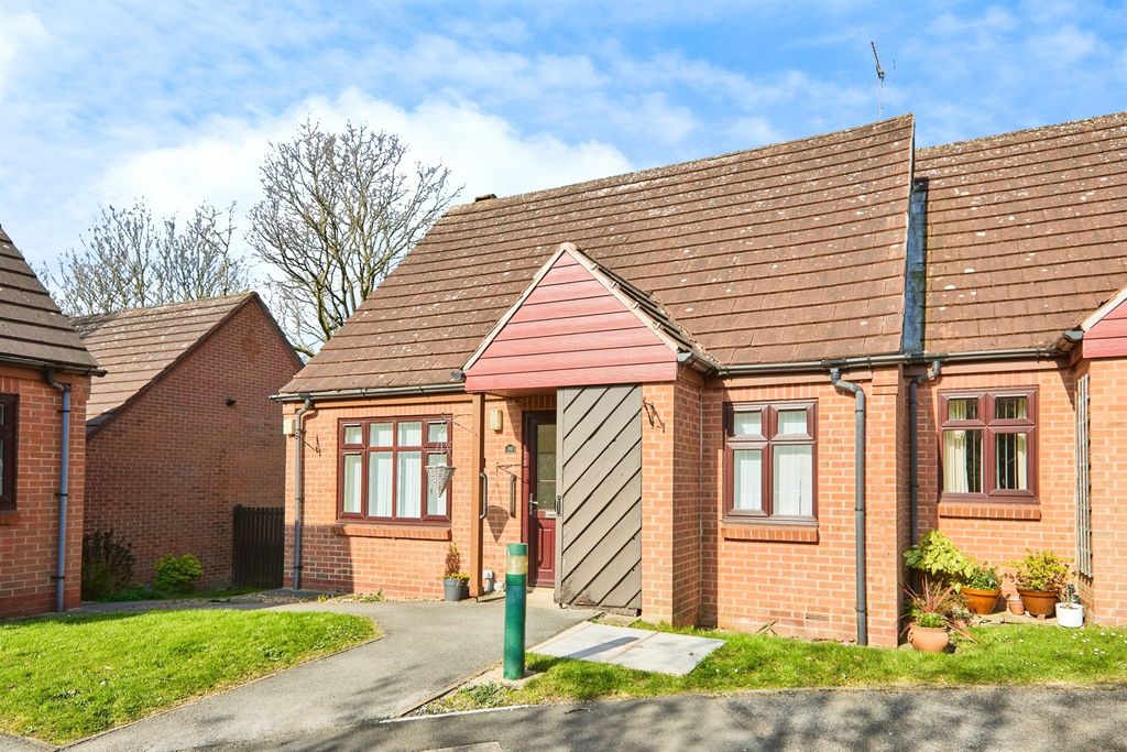 Property photo 1 of 17