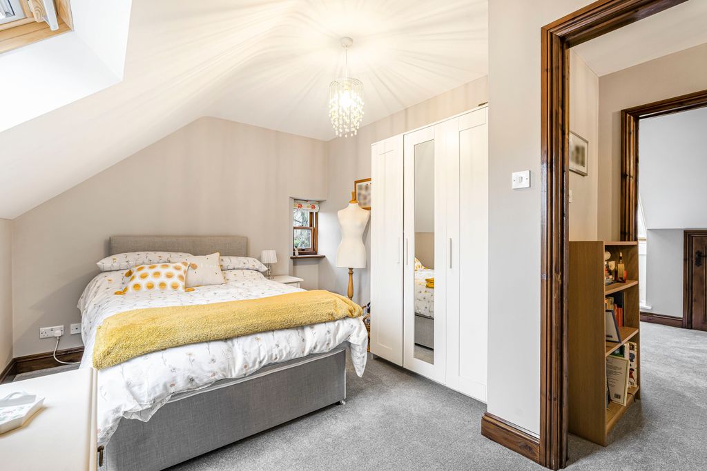 Additional image 19 of 4 bed barn conversion for saleSt Patricks Lane, Liss, Hampshire GU33