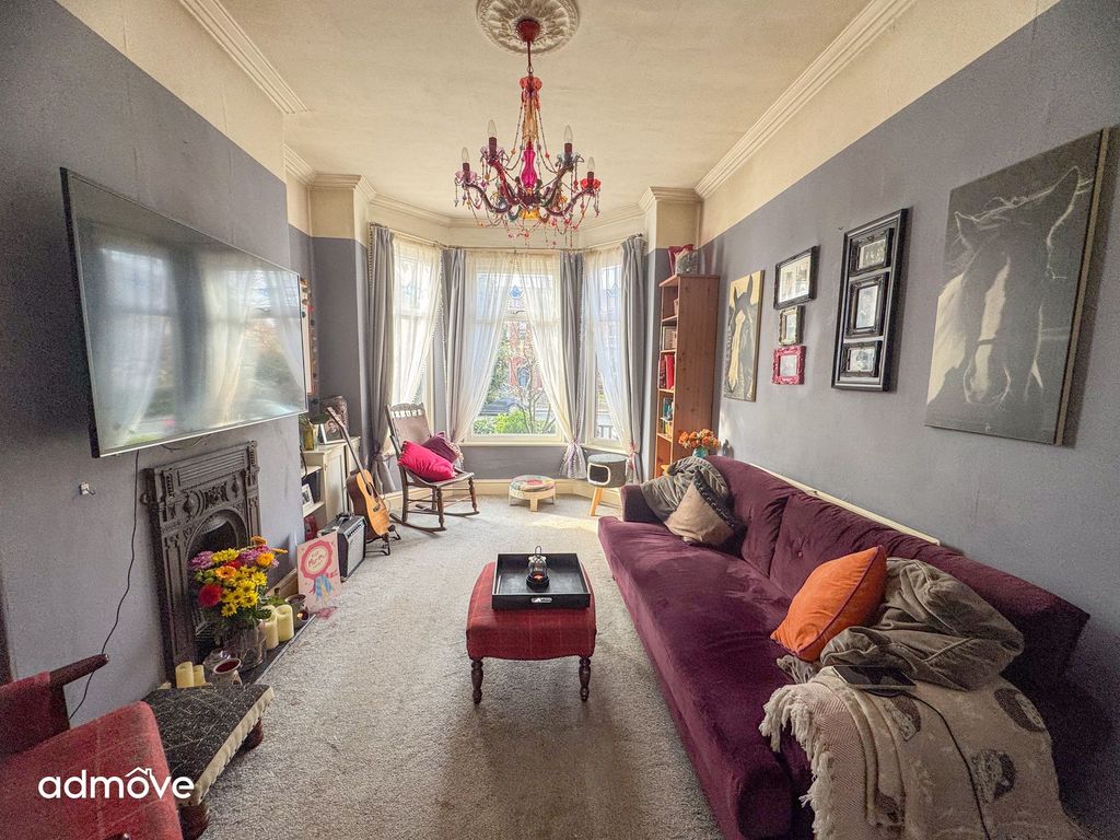 Property photo 2 of 19