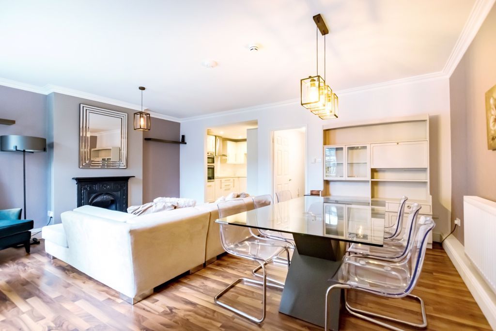 Property photo 3 of 13 Dining Area