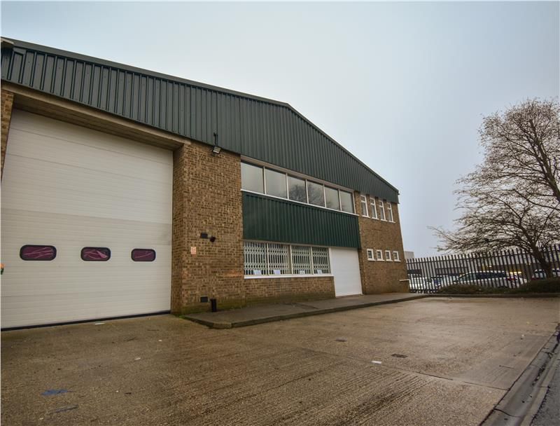 Property photo 1 of 7 Photo 7