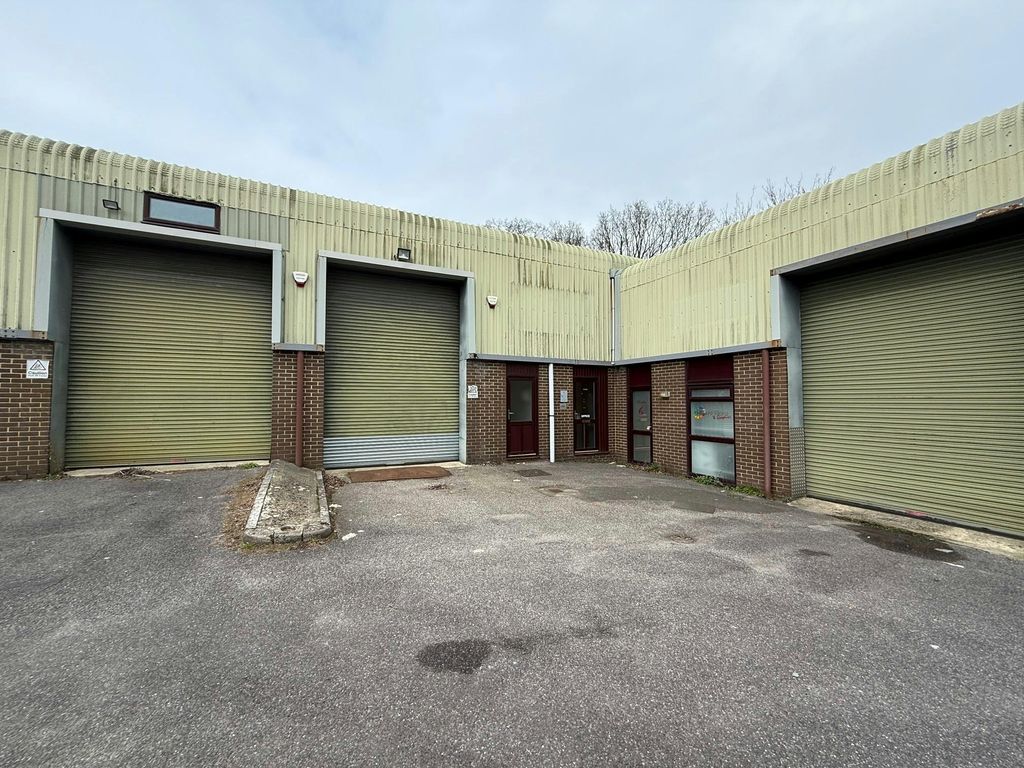 Property photo 1 of 7 Front.Jpg