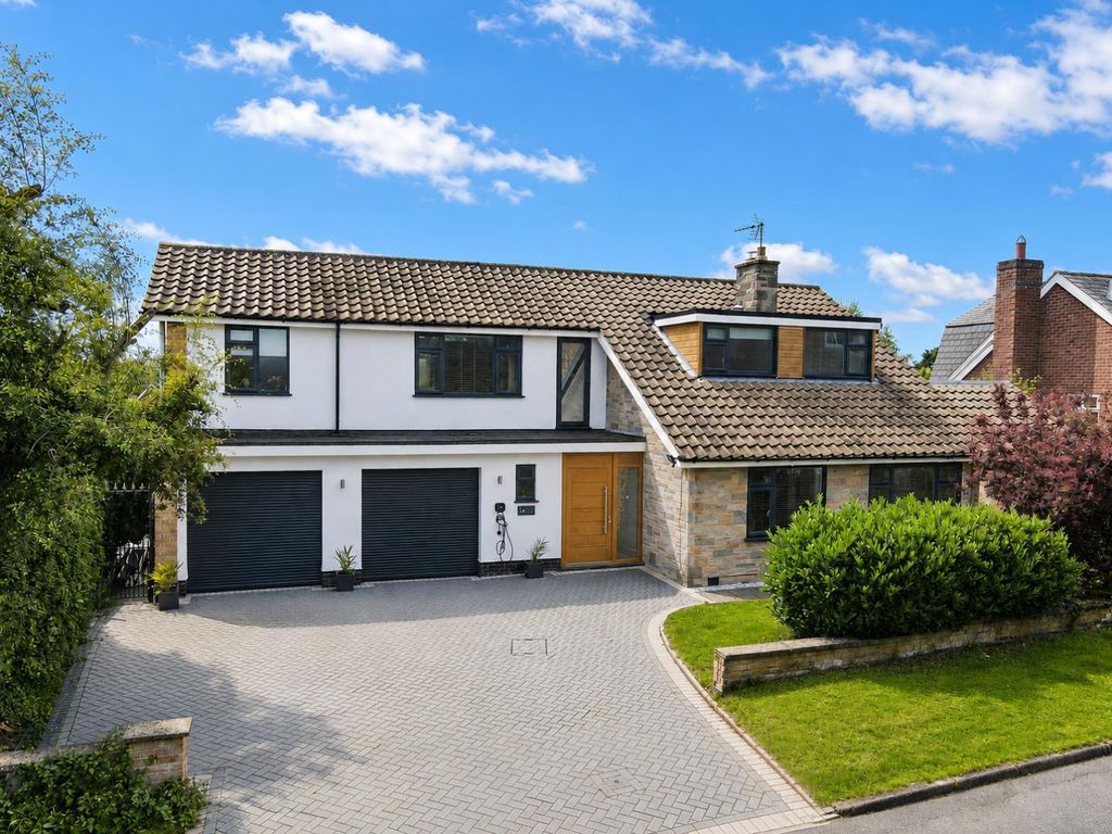Property photo 1 of 28 d0635954-3826-452F-80F8-50E6Aaace8c2.Png