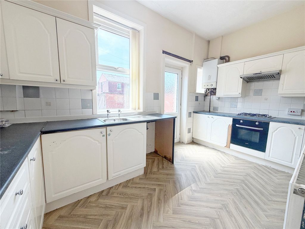 Property photo 3 of 12 Picture No. 05