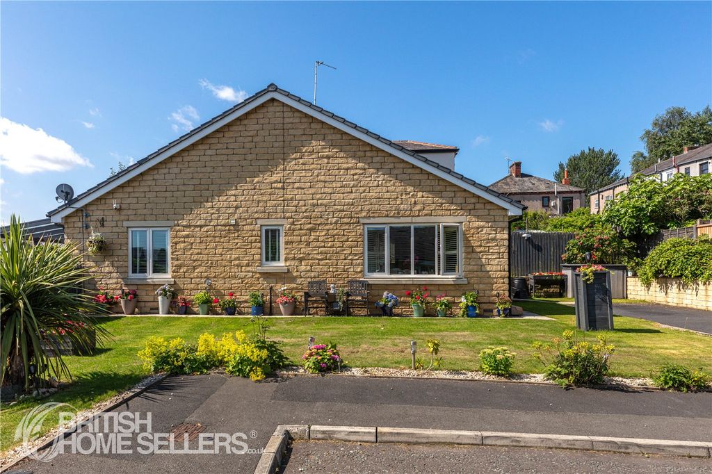 Property photo 3 of 19 Picture No. 33