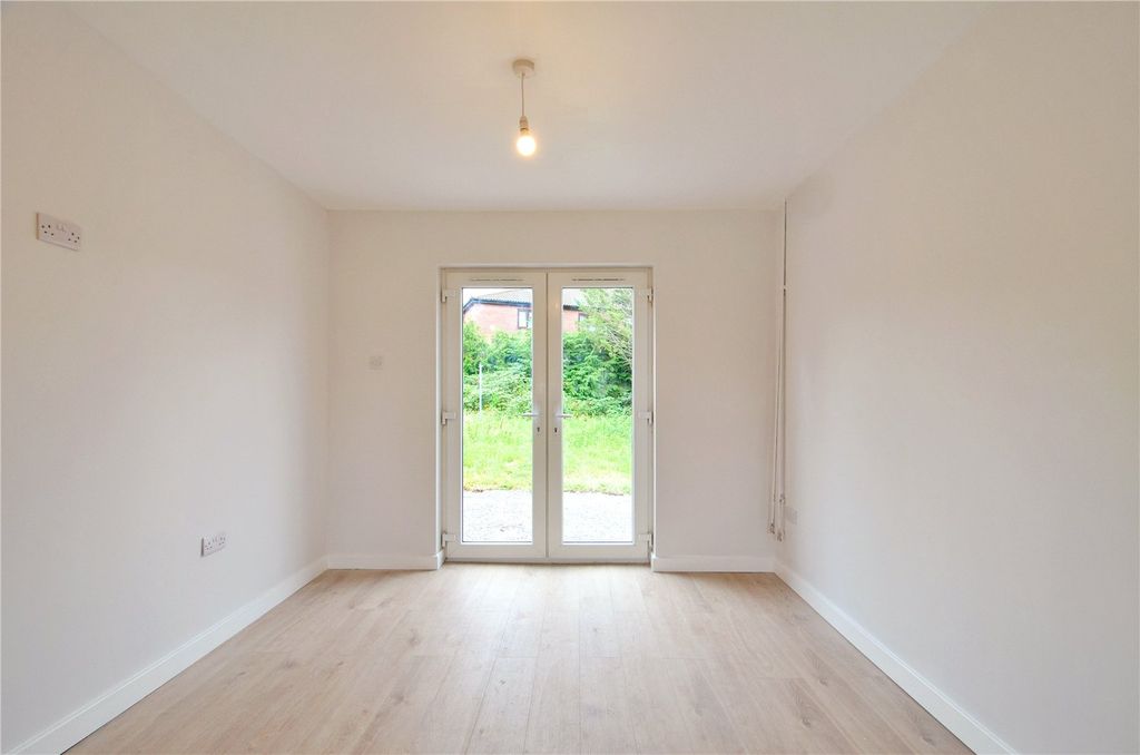 Property photo 2 of 7 Picture No. 03