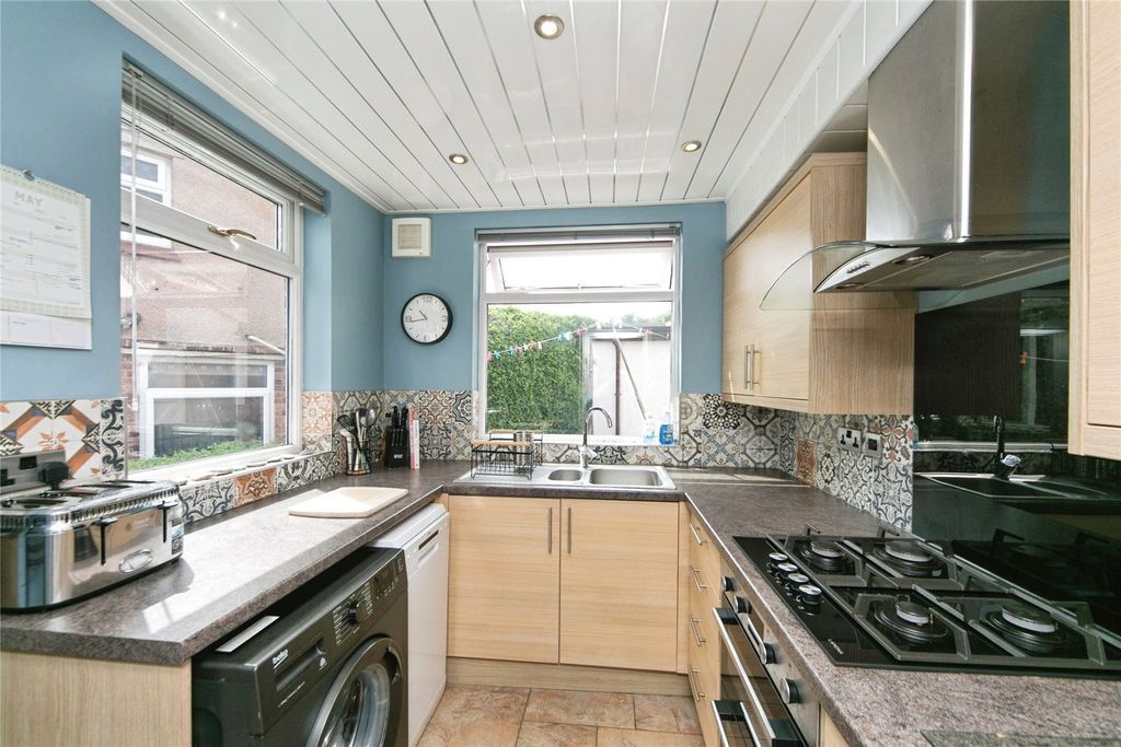 Property photo 3 of 20 Picture No. 23