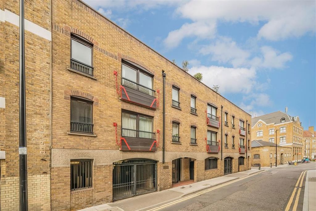 Property photo 1 of 1