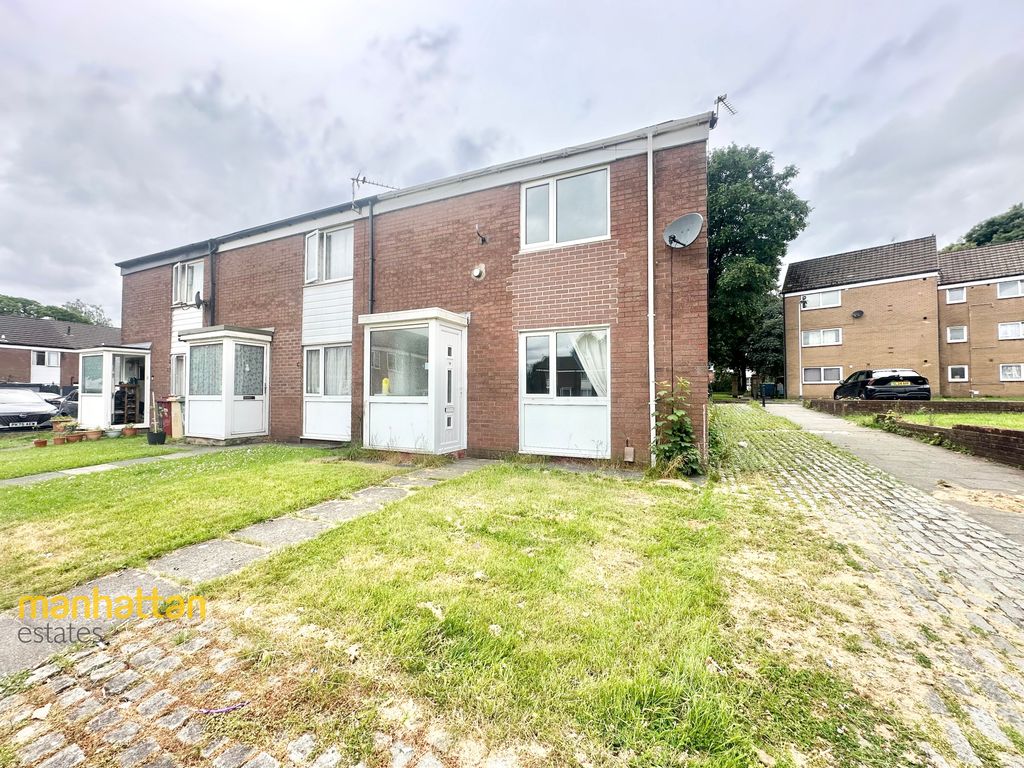 Property photo 1 of 14 External Front