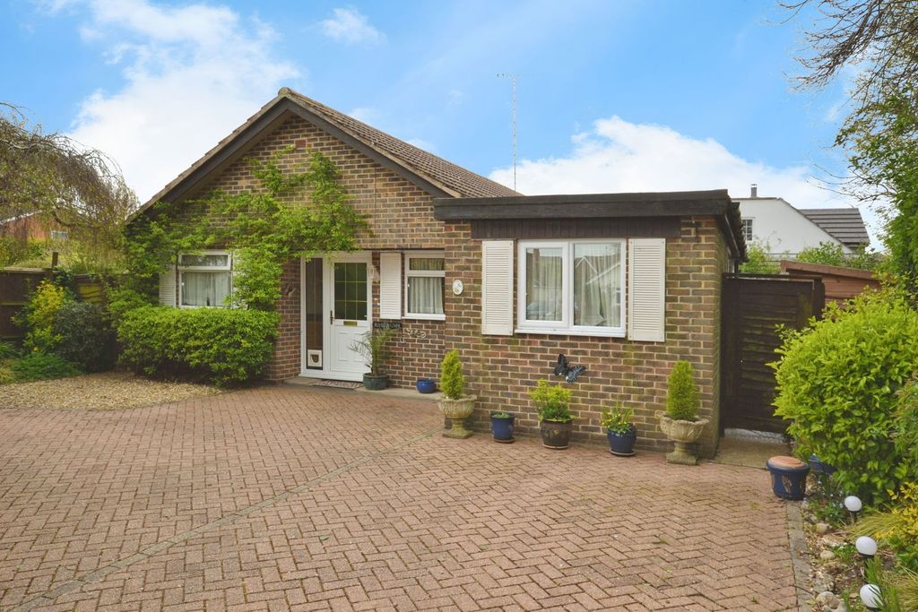 Property photo 1 of 19