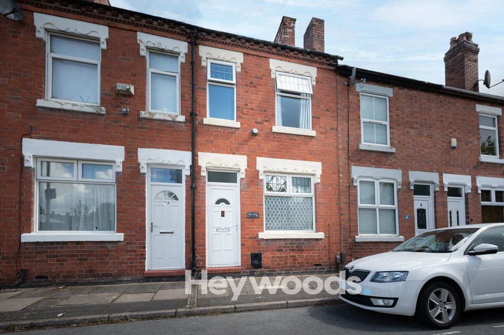 Property photo 1 of 24