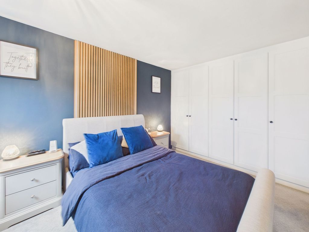 Property photo 3 of 12 Bedroom One