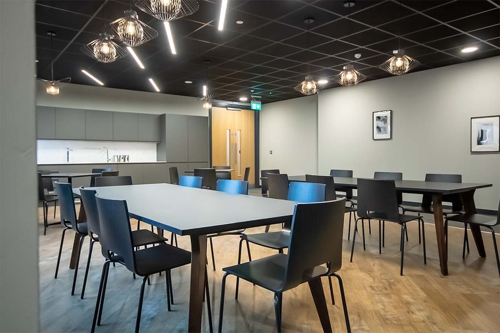 Property photo 2 of 6 Tea Point