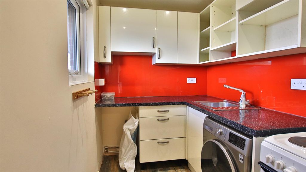 Property photo 3 of 15 Img_0334.Jpg