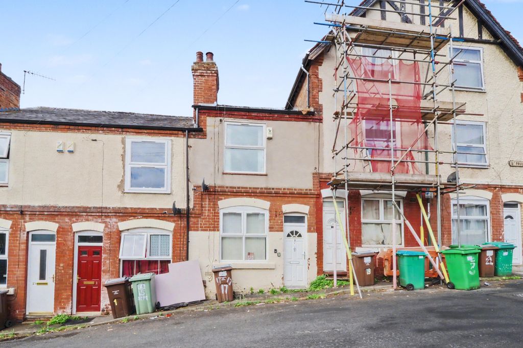 Property photo 1 of 16 17 St Pauls Terrace, Nottingham Ng7 5Ed