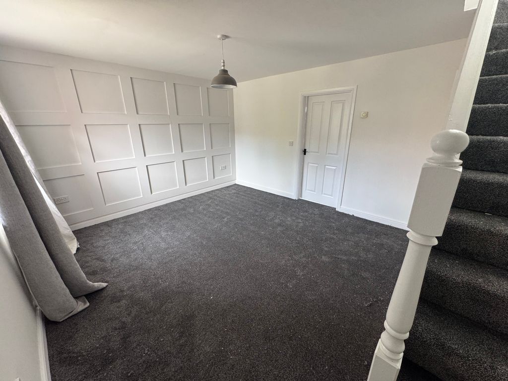Property photo 2 of 18 Img_5297