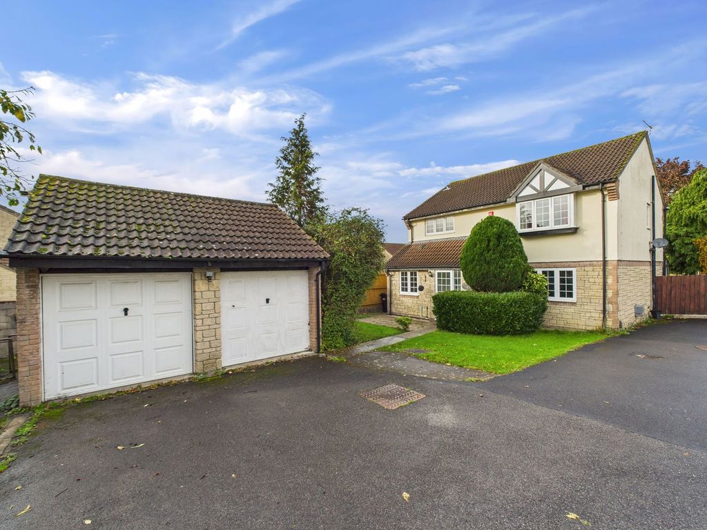 Property photo 1 of 26