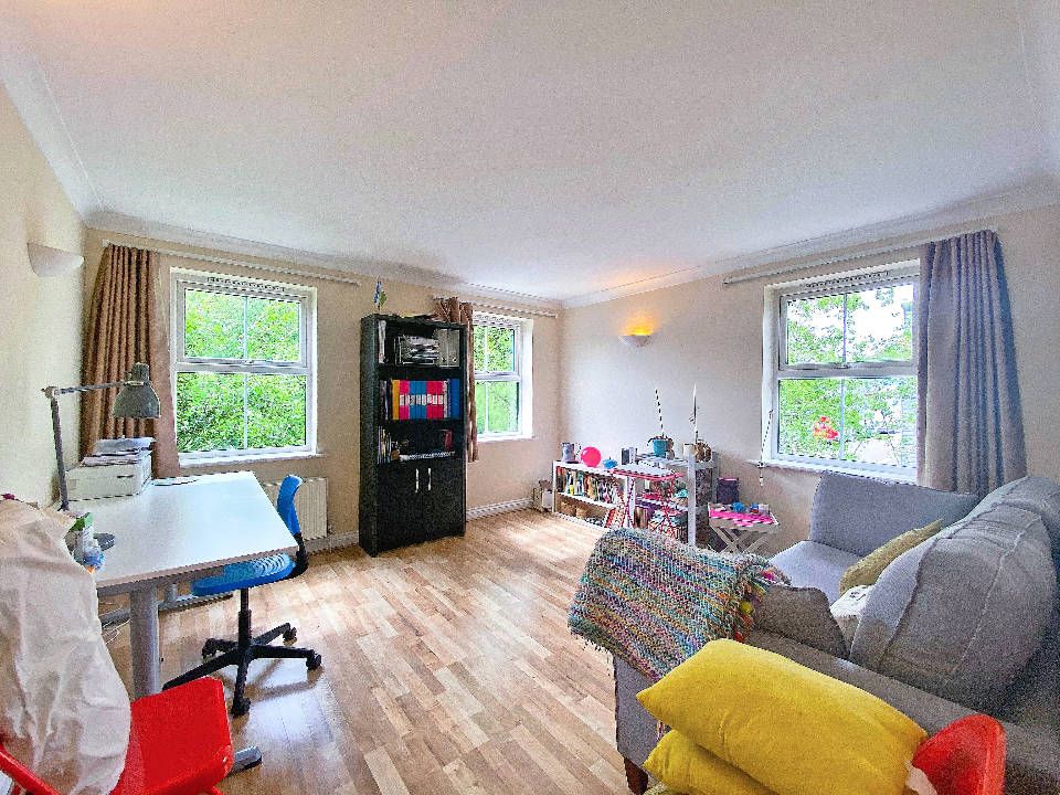 Property photo 3 of 8 3