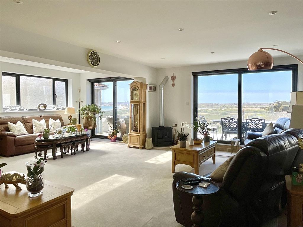 Property photo 2 of 39 Img_7175.Jpeg