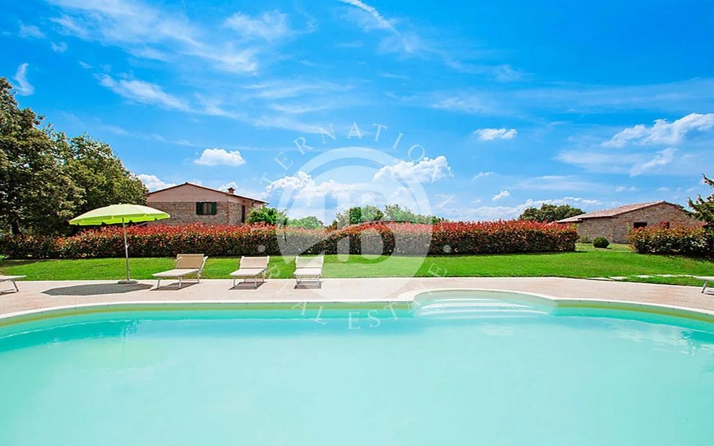 Property photo 1 of 25