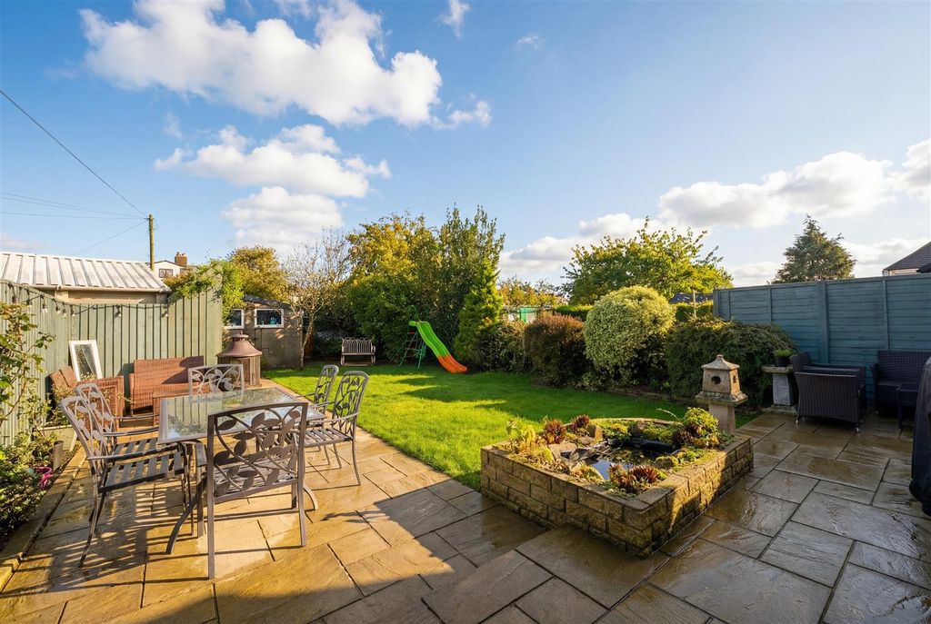 Property photo 2 of 21 6567.Jpeg