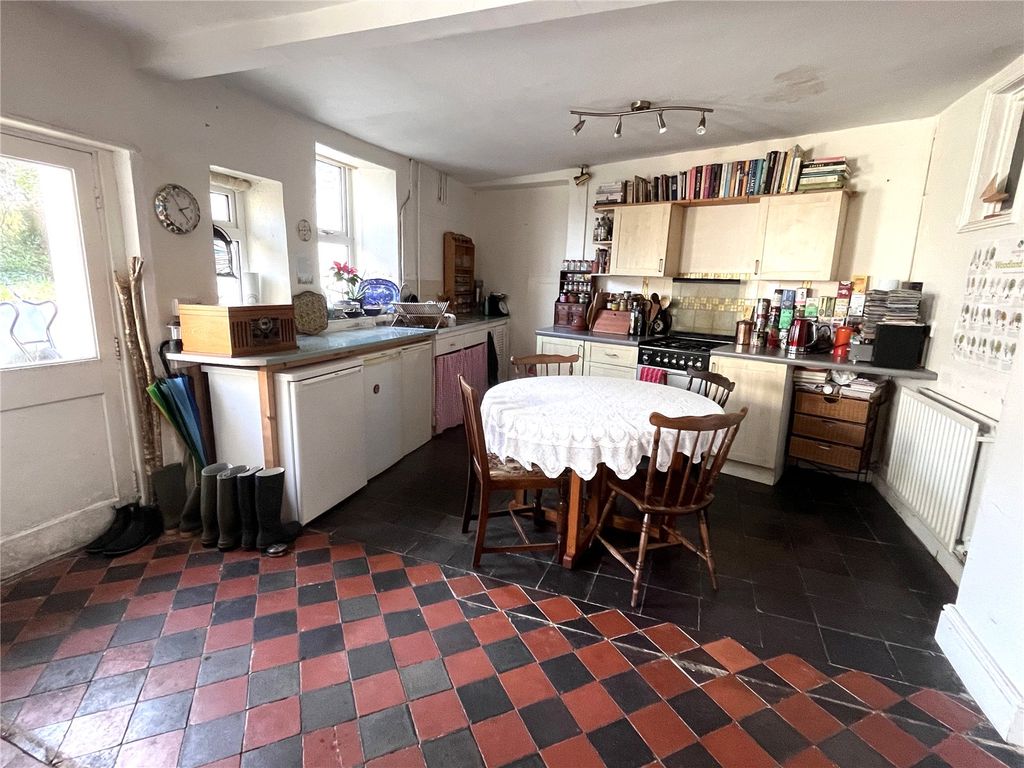 Property photo 3 of 18 Picture No. 11