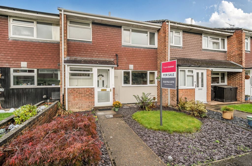 Property photo 1 of 13 Hawkins Way