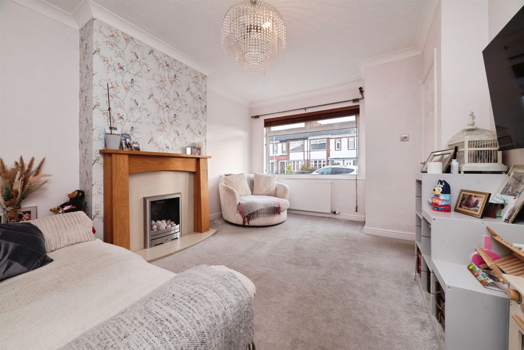 Property photo 2 of 16