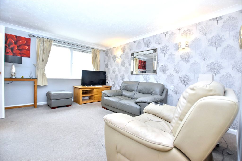 Property photo 2 of 6 Picture No. 03