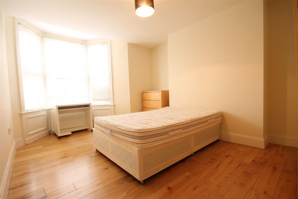 Property photo 3 of 10 1521.Jpg