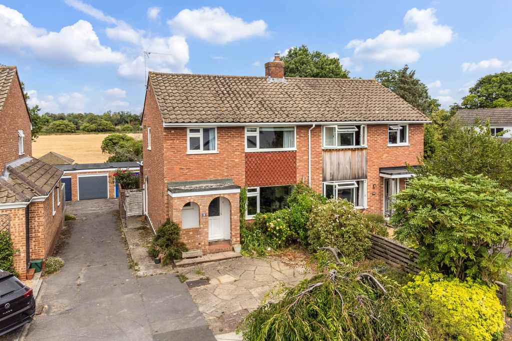 Property photo 1 of 12