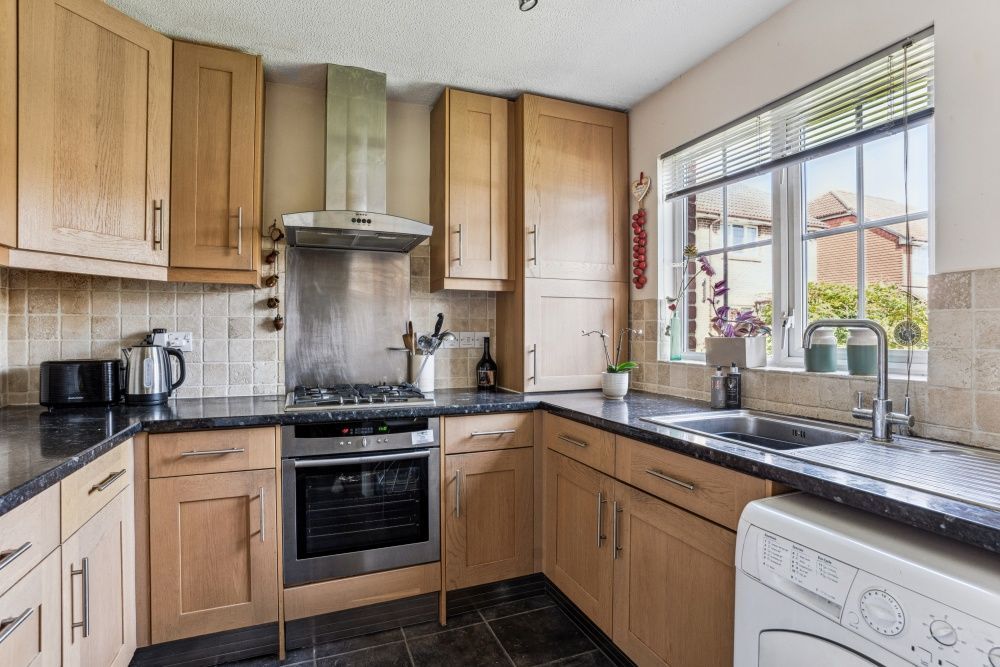 Property photo 3 of 12