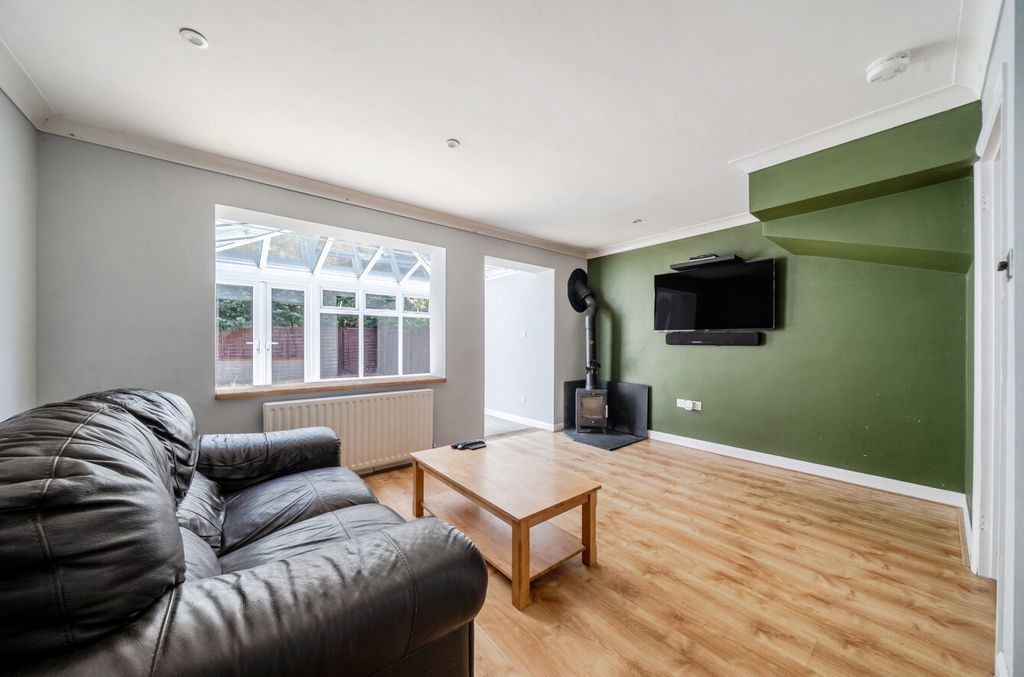 Property photo 2 of 22 1501560-20-6A7dc1...
