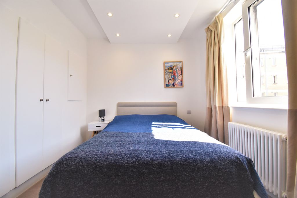 Property photo 3 of 11