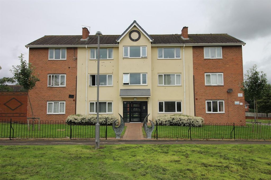 Property photo 1 of 8