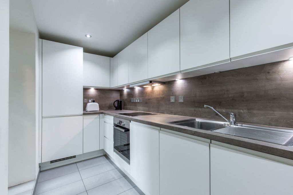 Property photo 1 of 23 Kitchen