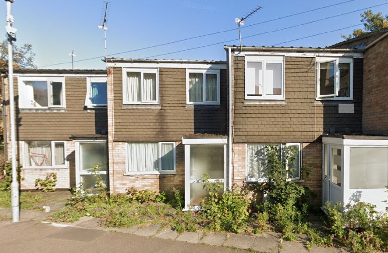 Property photo 1 of 8