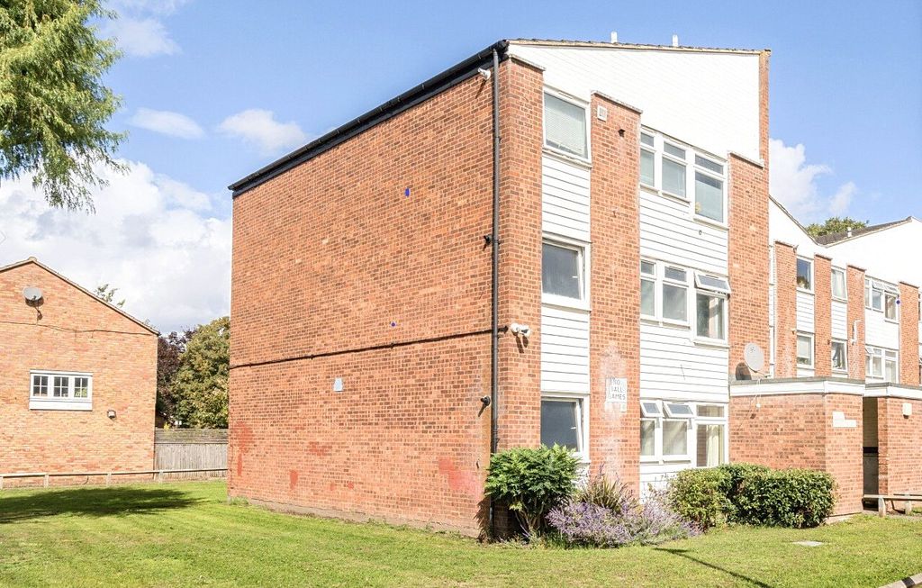 Property photo 1 of 10 Picture No. 23