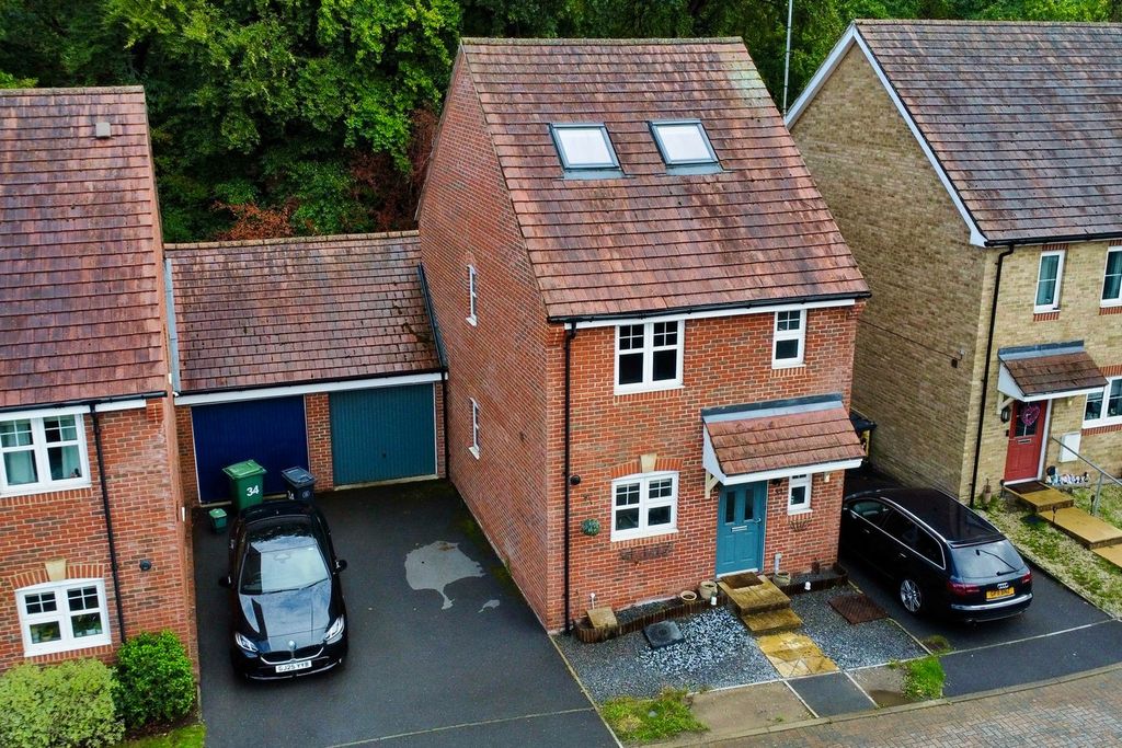 Property photo 1 of 24